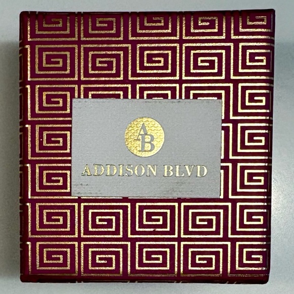 NWT Addison Blvd Gold Tone Stud Earrings in Mother of Pearl and Cubic Zirconia - Picture 3 of 3